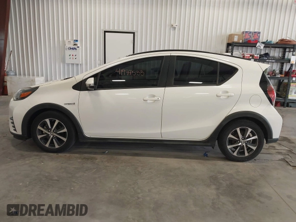 2018 Toyota Prius One with VIN JTDKDTB38J1599974, listed as a IAAI auction lot 41977533 with 71,225 mi miles and . Bid and sale history available at DreamBid. Image 14.