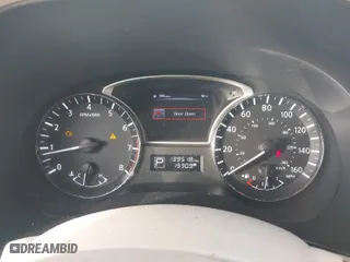 2014 Nissan Pathfinder SV with VIN 5N1AR2MN8EC637263, listed as a IAAI auction lot 41328501 with 139,518 mi miles. Bid and sale history available at carsss.com. Image 7.