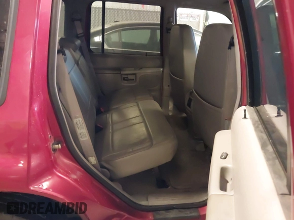 1998 Mercury Mountaineer z VIN 4M2ZU55P2WUJ00109, wystawiony jako IAAI lot #41833690 z przebiegiem 119 073 mil mil oraz . Historia ofert i sprzedaży dostępna na DreamBid. Obrazek 8.