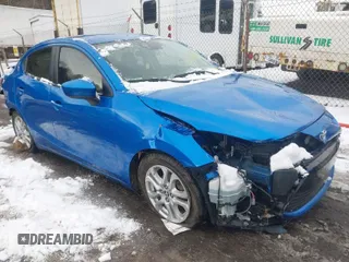 2018 Toyota Yaris with VIN 3MYDLBYV0JY329309, listed as a IAAI auction lot 41522291 with 27,962 mi miles and . Bid and sale history available at DreamBid. Image 1.