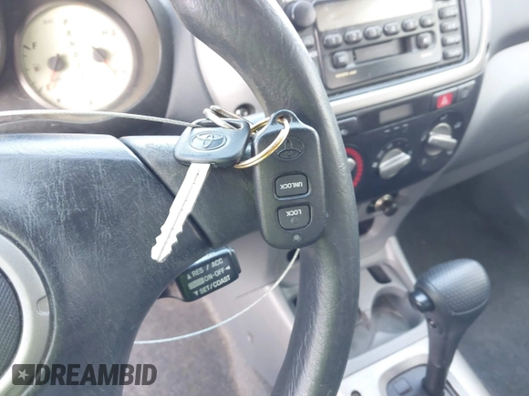 2001 Toyota RAV4 with VIN JTEGH20V910029962, listed as a IAAI auction lot 42092441 with 148,966 mi miles and . Bid and sale history available at DreamBid. Image 11.