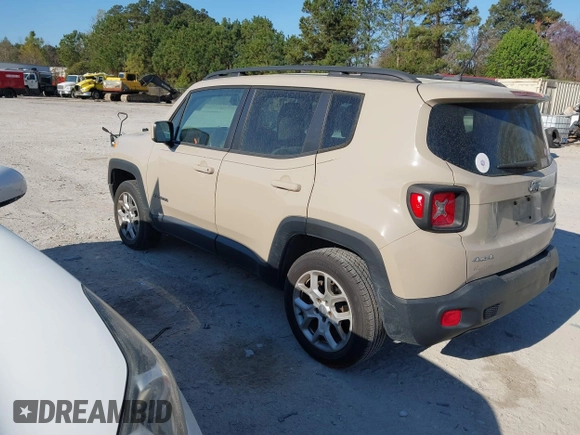 2015 Jeep Renegade Latitude with VIN ZACCJBBT0FPB67030, listed as a IAAI auction lot 41866195 with 120,618 mi miles. Bid and sale history available at carsss.com. Image 3.