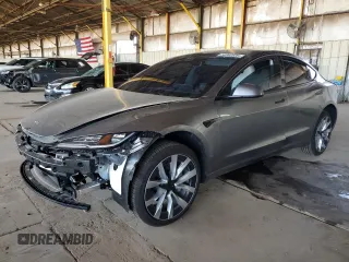2025 Tesla Model 3 Long Range z VIN 5YJ3E1EB6SF935588, wystawiony jako Copart lot #54360605 z przebiegiem Nie podano mil oraz Szkoda całkowita • Salvage title. Historia ofert i sprzedaży dostępna na DreamBid. Obrazek 1.