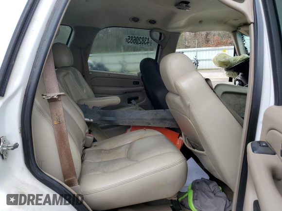 2006 GMC Yukon SLE with VIN 1GKEC13T06R110256, listed as a Copart auction lot 43820685 with Not Provided miles and Salvage Title. Bid and sale history available at DreamBid. Image 11.