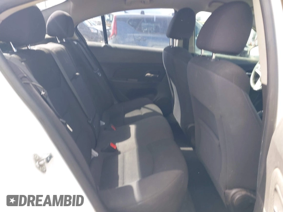 2014 Chevrolet Cruze 1LT z VIN 1G1PC5SB9E7115253, wystawiony jako IAAI lot #41923584 z przebiegiem 127 803 mil mil oraz . Historia ofert i sprzedaży dostępna na DreamBid. Obrazek 8.