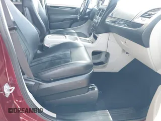 2017 Dodge Grand Caravan SXT with VIN 2C4RDGCG0HR774134, listed as a IAAI auction lot 42072621 with 90,753 mi miles and . Bid and sale history available at DreamBid. Image 5.