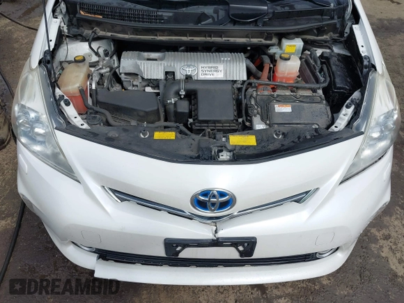 2013 Toyota Prius Two with VIN JTDZN3EU1D3268162, listed as a IAAI auction lot 41650964 with 158,186 mi miles and . Bid and sale history available at carsss.com. Image 10.