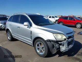 2013 Chevrolet Captiva Sport LT z VIN 3GNAL3EK5DS589575, wystawiony jako IAAI lot #42225395 z przebiegiem 134 873 mil mil oraz . Historia ofert i sprzedaży dostępna na DreamBid. Obrazek 1.