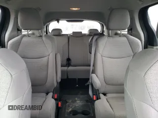 2024 Toyota Sienna LE with VIN 5TDKSKFC9RS113116, listed as a Copart auction lot 88709905 with 23,282 mi miles and Salvage Title. Bid and sale history available at carsss.com. Image 10.