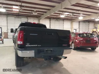 2013 GMC Sierra 2500HD SLT with VIN 1GT121EG3DF111218, listed as a IAAI auction lot 41566667 with 175,686 mi miles. Bid and sale history available at carsss.com. Image 16.