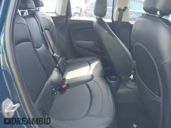 2015 MINI Hardtop 4 Door with VIN WMWXS5C51FT827510, listed as a IAAI auction lot 42365599 with 53,667 mi miles and . Bid and sale history available at DreamBid. Image 8.
