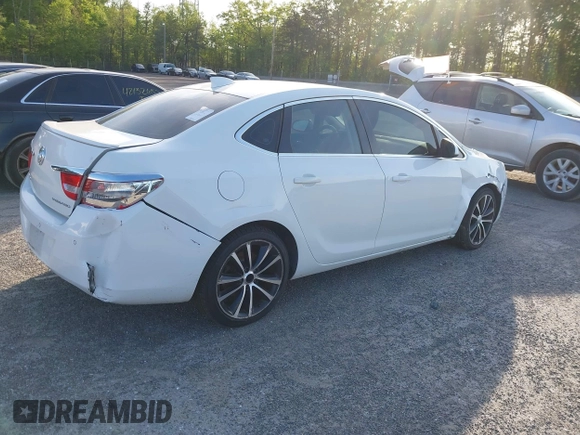 2017 Buick Verano Sport Touring with VIN 1G4PR5SK2H4109561, listed as a IAAI auction lot 42132679 with 1 mi miles. Bid and sale history available at carsss.com. Image 4.