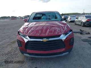 2019 Chevrolet Blazer z VIN 3GNKBBRA3KS688170, wystawiony jako IAAI lot #41192503 z przebiegiem 48 022 mil mil oraz . Historia ofert i sprzedaży dostępna na DreamBid. Obrazek 6.