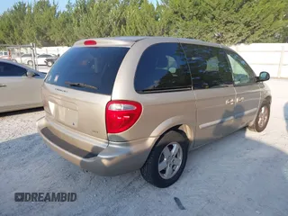 2007 Dodge Caravan SXT with VIN 1D4GP45R47B182876, listed as a IAAI auction lot 42792322 with 80,207 mi miles and . Bid and sale history available at DreamBid. Image 4.