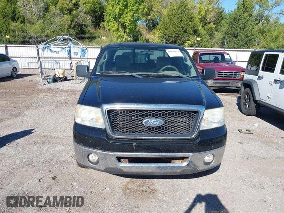 2007 Ford F-150 XLT z VIN 1FTRW12W77KA79128, wystawiony jako IAAI lot #41099284 z przebiegiem 154 191 mil mil oraz . Historia ofert i sprzedaży dostępna na DreamBid. Obrazek 12.