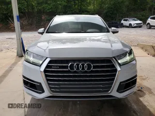 2017 Audi Q7 Premium Plus with VIN WA1LAAF71HD034774, listed as a Copart auction lot 55063835 with 114,481 mi miles and Clean Title. Bid and sale history available at DreamBid. Image 5.