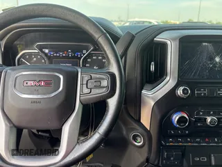 2021 GMC Sierra 1500 SLT z VIN 3GTU9DED1MG116187, wystawiony jako Copart lot #53917655 z przebiegiem 114 574 mil mil oraz Czysty tytuł • Clean title. Historia ofert i sprzedaży dostępna na DreamBid. Obrazek 9.