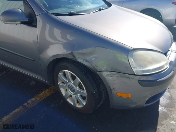 2007 Volkswagen Rabbit with VIN WVWBS71K17W231508, listed as a IAAI auction lot 41323850 with 176,544 mi miles. Bid and sale history available at carsss.com. Image 6.