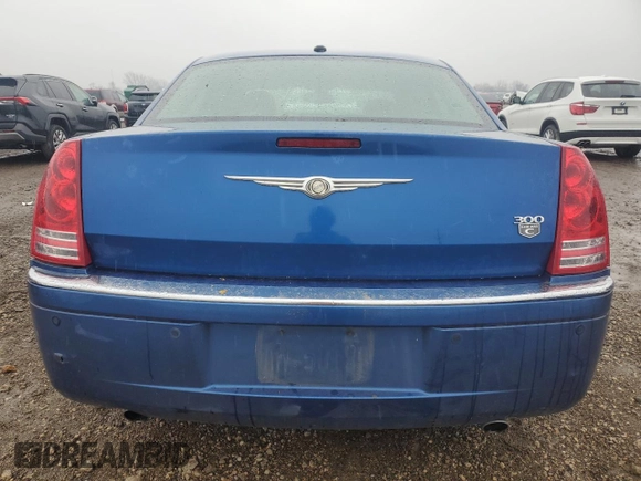2009 Chrysler 300 with VIN 2C3KA63T29H581920, listed as a Copart auction lot 81120204 with 100,627 mi miles and Salvage Title. Bid and sale history available at carsss.com. Image 6.