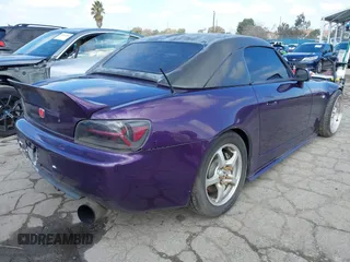 2001 Honda S2000 z VIN JHMAP11411T003513, wystawiony jako IAAI lot #41550216 z przebiegiem 155 595 mil mil oraz . Historia ofert i sprzedaży dostępna na DreamBid. Obrazek 4.