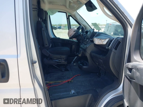 2024 Ram ProMaster Cargo Tradesman with VIN 3C6LRVDG7RE114953, listed as a IAAI auction lot 41798336 with 100,887 mi miles and . Bid and sale history available at DreamBid. Image 5.