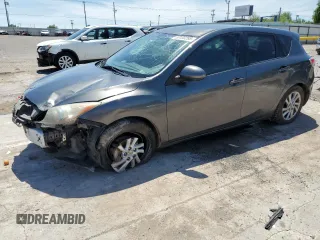 2012 Mazda 3 i Touring z VIN JM1BL1L71C1677460, wystawiony jako Copart lot #55130295 z przebiegiem 118 085 mil mil oraz Szkoda całkowita • Salvage title. Historia ofert i sprzedaży dostępna na DreamBid. Obrazek 1.
