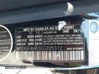 2014 Mercedes-Benz C 250 Sport z VIN WDDGF4HB3EG205312, wystawiony jako IAAI lot #42187909 z przebiegiem 136 079 mil mil oraz . Historia ofert i sprzedaży dostępna na DreamBid. Obrazek 9.