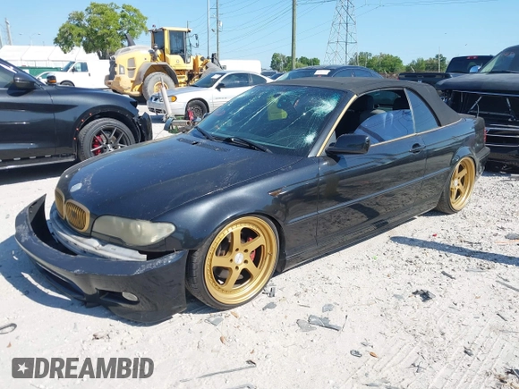 2004 BMW 3 Series 325Ci with VIN WBABW33454PG97847, listed as a IAAI auction lot 41903694 with 127,612 mi miles. Bid and sale history available at carsss.com. Image 2.
