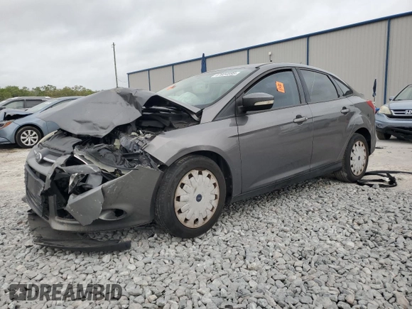2013 Ford Focus SE z VIN 1FADP3F24DL306944, wystawiony jako Copart lot #47804695 z przebiegiem 170 423 mil mil oraz Nie do naprawy • Non repairable. Historia ofert i sprzedaży dostępna na DreamBid. Obrazek 1.