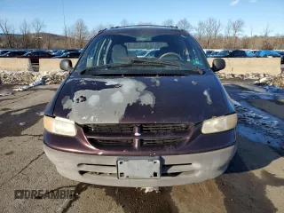 1997 Dodge Caravan with VIN 2B4FP25B9VR248592, listed as a Copart auction lot 44271395 with 136,274 mi miles and Non Repairable. Bid and sale history available at carsss.com. Image 5.