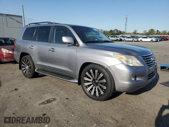 2009 Lexus LX 570 z VIN JTJHY00W394027647, wystawiony jako Copart lot #52262545 z przebiegiem 355 939 mil mil oraz Czysty tytuł • Clean title. Historia ofert i sprzedaży dostępna na DreamBid. Obrazek 4.