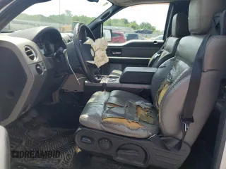 2004 Ford F-150 XLT z VIN 1FTPX04574KC02358, wystawiony jako Copart lot #61092185 z przebiegiem 32 876 mil mil oraz Szkoda całkowita • Salvage title. Historia ofert i sprzedaży dostępna na DreamBid. Obrazek 7.
