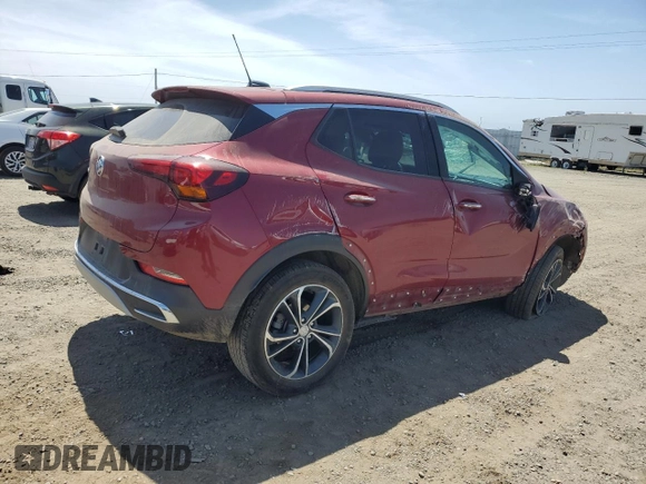 2020 Buick Encore GX Essence с VIN KL4MMGSL8LB117947, выставлен на аукционе Copart как лот 54269025 с пробегом 63 630 миль миль и Списание • Salvage title. История ставок и продаж доступна на DreamBid. Изображение 3.