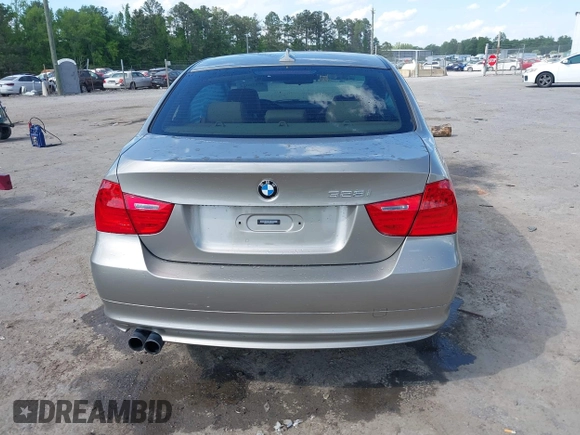 2011 BMW 3 Series 328i xDrive with VIN WBAPK7C5XBF087847, listed as a IAAI auction lot 42178023 with 90,571 mi miles and . Bid and sale history available at DreamBid. Image 16.