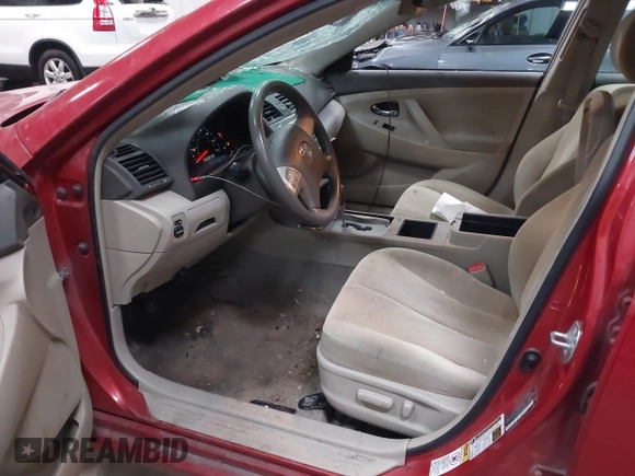 2009 Toyota Camry with VIN 4T4BE46K79R110464, listed as a IAAI auction lot 42108337 with 212,128 mi miles. Bid and sale history available at carsss.com. Image 5.