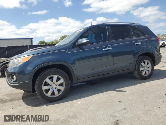 2011 Kia Sorento LX with VIN 5XYKT3A13BG025643, listed as a Copart auction lot 55150995 with 195,050 mi miles and Salvage Title. Bid and sale history available at DreamBid. Image 1.