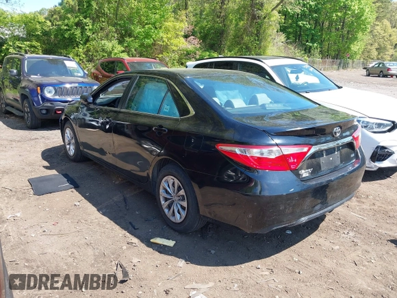 2015 Toyota Camry XLE z VIN 4T1BF1FK9FU985479, wystawiony jako IAAI lot #42220674 z przebiegiem 162 045 mil mil oraz . Historia ofert i sprzedaży dostępna na DreamBid. Obrazek 3.
