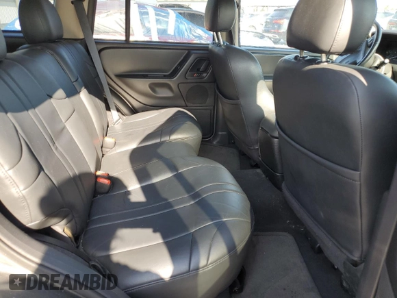 2004 Jeep Grand Cherokee Laredo z VIN 1J4GW48S14C350441, wystawiony jako Copart lot #59434415 z przebiegiem 78 449 mil mil oraz Czysty tytuł • Clean title. Historia ofert i sprzedaży dostępna na DreamBid. Obrazek 11.
