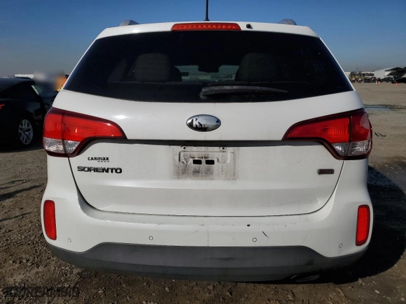 2015 Kia Sorento LX with VIN 5XYKT4A66FG558450, listed as a Copart auction lot 45360715 with 179,282 mi miles and Salvage Title. Bid and sale history available at carsss.com. Image 6.