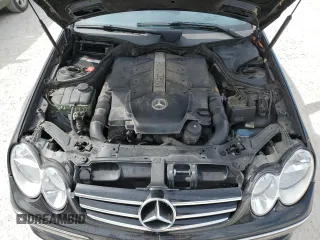 2004 Mercedes-Benz CLK 500 with VIN WDBTK75G04T005692, listed as a Copart auction lot 77038514 with 125,997 mi miles and Salvage Title. Bid and sale history available at DreamBid. Image 11.