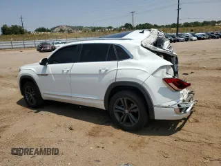 2022 Volkswagen Atlas SEL R-Line z VIN 1V2SE2CA1NC201341, wystawiony jako Copart lot #64889124 z przebiegiem 44 939 mil mil oraz Szkoda całkowita • Salvage title. Historia ofert i sprzedaży dostępna na DreamBid. Obrazek 2.