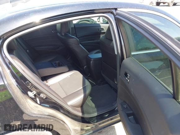 2017 Acura ILX z VIN 19UDE2F38HA009388, wystawiony jako IAAI lot #42133763 z przebiegiem 66 561 mil mil oraz . Historia ofert i sprzedaży dostępna na DreamBid. Obrazek 8.