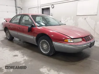 1993 Chrysler Concorde z VIN 2C3EL56F4PH641913, wystawiony jako IAAI lot #42233404 z przebiegiem 107 442 mil mil oraz . Historia ofert i sprzedaży dostępna na DreamBid. Obrazek 1.