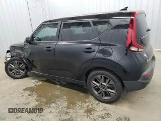 2022 Kia Soul EX with VIN KNDJ33AUXN7799041, listed as a Copart auction lot 83771604 with 63,578 mi miles and Clean Title. Bid and sale history available at carsss.com. Image 2.