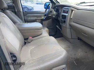 2005 Dodge 1500 SLT with VIN 1D7HU18D85J559064, listed as a IAAI auction lot 42021156 with 265,666 mi miles. Bid and sale history available at carsss.com. Image 5.