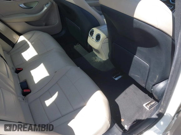 2015 Mercedes-Benz C 300 Luxury with VIN 55SWF4KB9FU035143, listed as a IAAI auction lot 41898353 with 140,699 mi miles and . Bid and sale history available at DreamBid. Image 8.