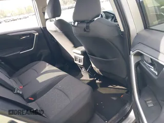 2019 Toyota RAV4 XLE with VIN 2T3P1RFV7KW063940, listed as a IAAI auction lot 42005512 with 63,813 mi miles and . Bid and sale history available at DreamBid. Image 8.