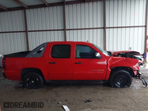2010 Chevrolet Avalanche LS с VIN 3GNNCEE03AG105669, выставлен на аукционе IAAI как лот 42196345 с пробегом 135 364 миль миль и . История ставок и продаж доступна на DreamBid. Изображение 13.
