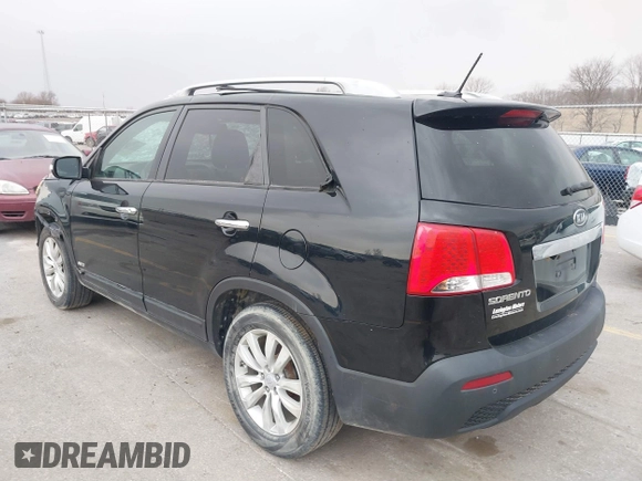 2011 Kia Sorento EX with VIN 5XYKUDA28BG064286, listed as a IAAI auction lot 41781709 with 288,395 mi miles. Bid and sale history available at carsss.com. Image 3.