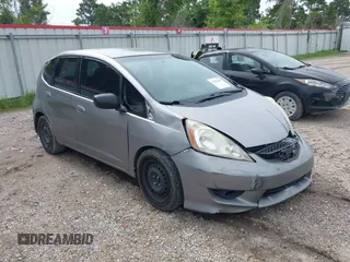 2010 Honda Fit с VIN JHMGE8H28AC021438, выставлен на аукционе IAAI как лот 42332394 с пробегом 197 090 миль миль и . История ставок и продаж доступна на DreamBid. Изображение 1.